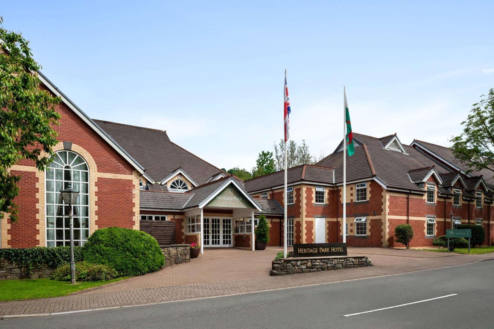Heritage Park Pontypridd, Trademark Collection By Wyndham Extérieur photo