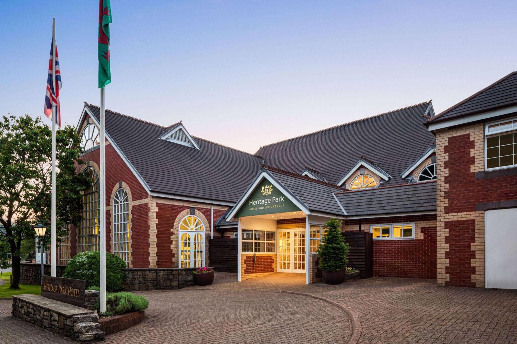 Heritage Park Pontypridd, Trademark Collection By Wyndham Extérieur photo